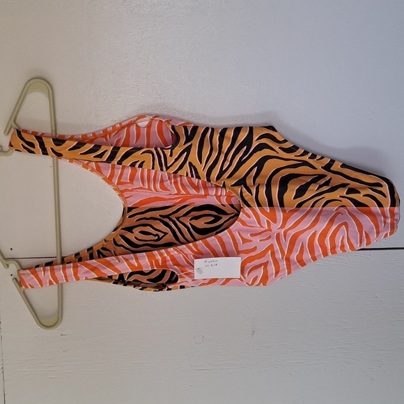 It's Now Cool Showtime Eco in Coral Flame One Piece Swimsuit SZ S NWT - Picture 8 of 10